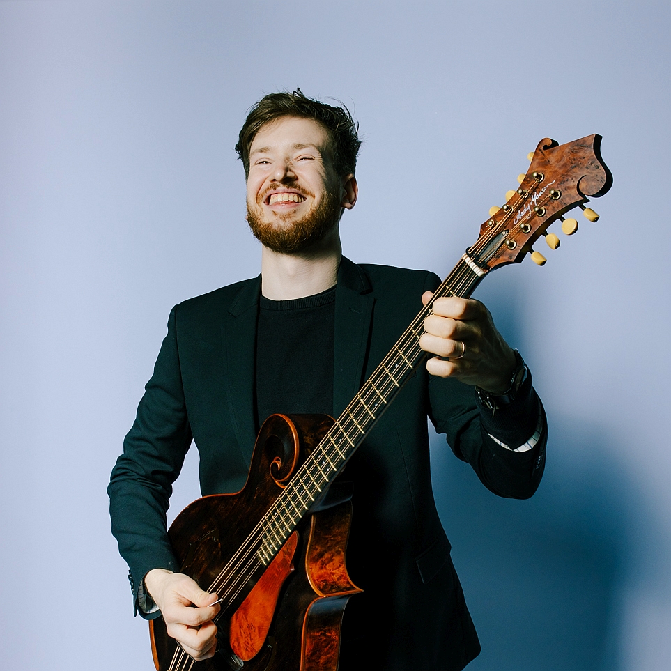 Iain Lennon